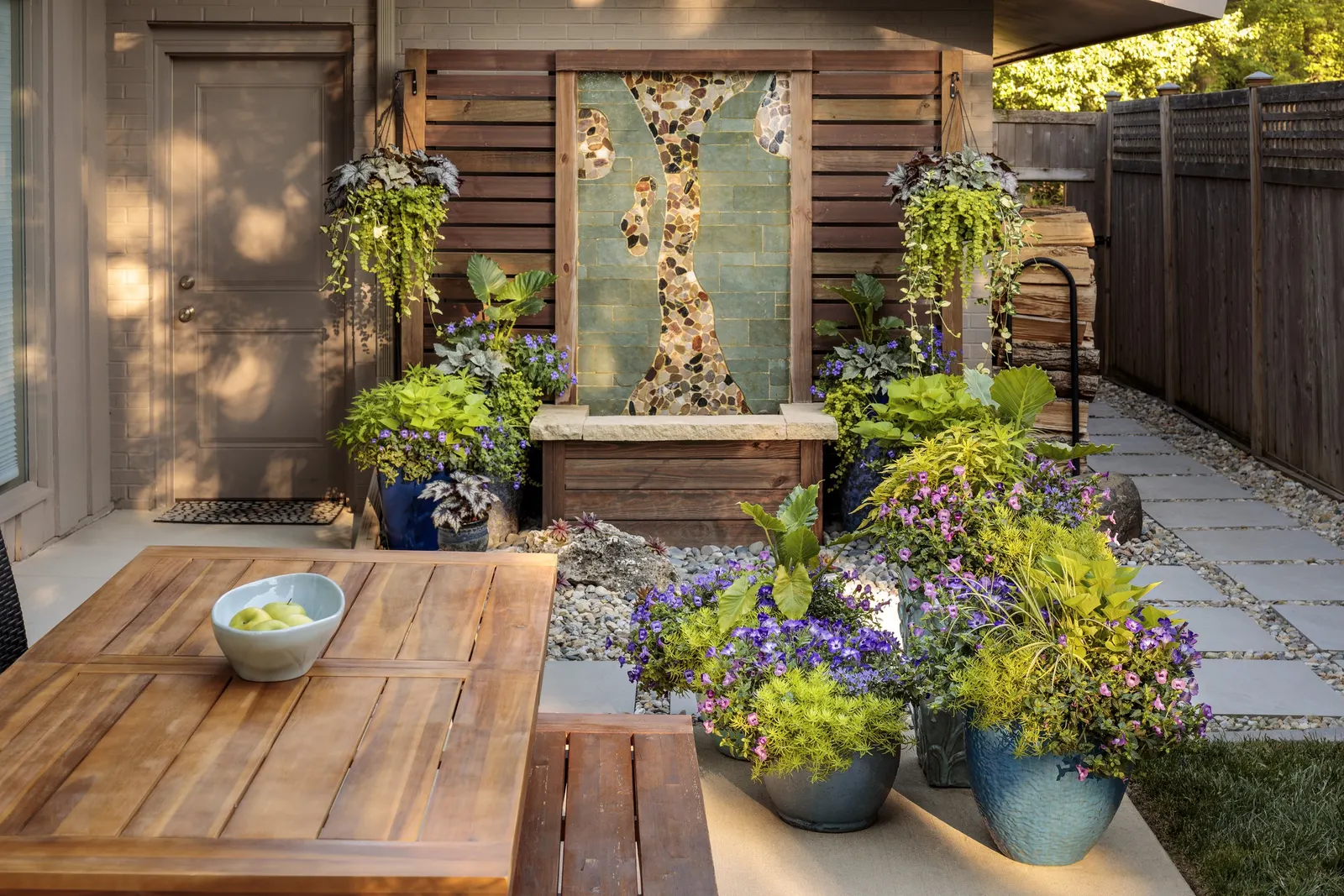 Lime Sweet Potato Vine (Ipomoea) — Gardeners frequently report excellent container performance; where the foliage develops its strongest color and, image 140